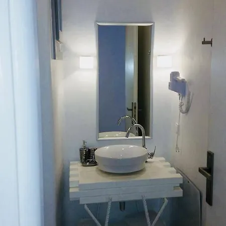 Mykonos Unique *